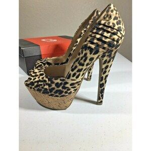 G By Guess Thriller Animal Print Platform Pump Heels Women's Size 7.5